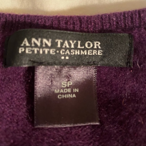 Pure Cashmere XS/S Ann Taylor purple sweater - Picture 4 of 4